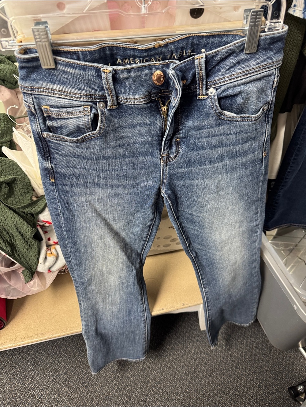 American eagle kick boot jeans size 4 // 092707